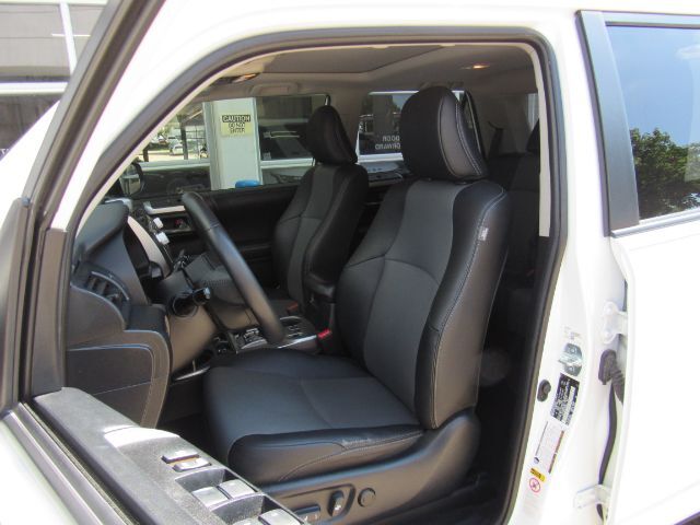 2019 Toyota 4Runner SR5 Premium Limited TRD Pro photo 13