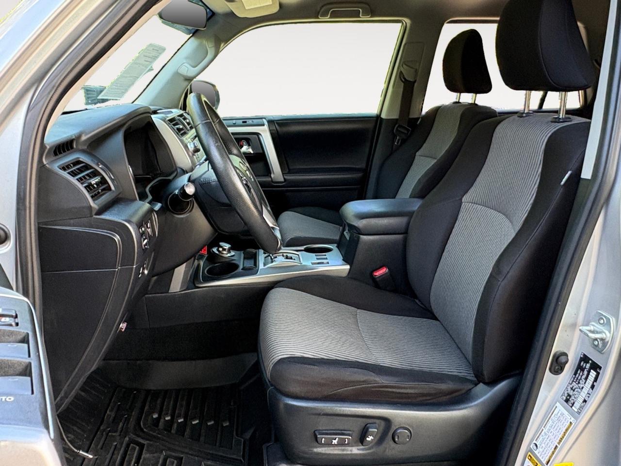 2019 Toyota 4Runner SR5, RUNNING BOARDS, ROOF RACKS, BACKUP CAMERA, PARKING SENSORS, NAVIGATION, BLUETOOTH, TINTED WINDOWS, POWER SEATS, REAR POWER SLIDING WINDOW, LOW MILES, CLEAN CARFAX, RUN THE ROAD IN THIS 4RUNNER!