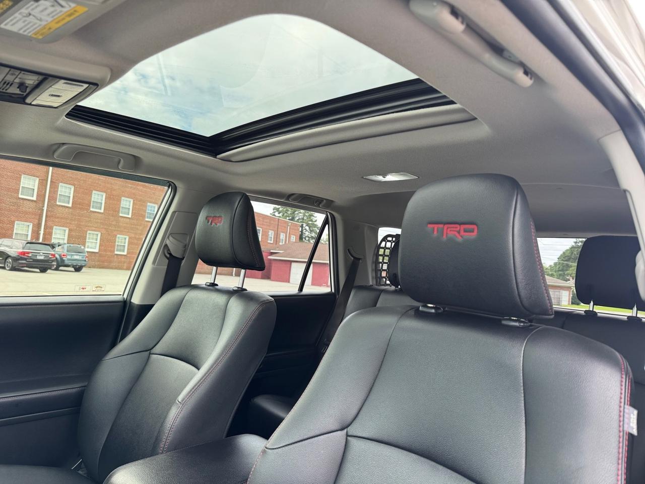 2019 Toyota 4Runner TRD PRO, 4X4, TOW PACKAGE, POWER HEATED SEATS, SUNROOF, ROOF RACKS, RUNNING BOARDS, APPLE CARPLAY, CLEAN CARFAX, THIS SUV IS READY FOR ROADS & TRAILS- START YOUR NEXT ADVENTURE TODAY!!! Norfolk VA