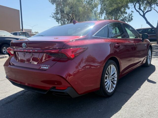 2019 Toyota Avalon Hybrid Limited