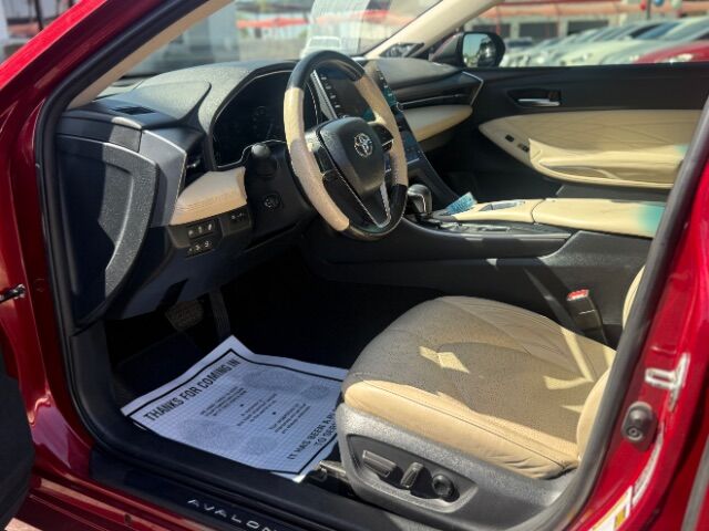 2019 Toyota Avalon Hybrid Limited Mesa AZ