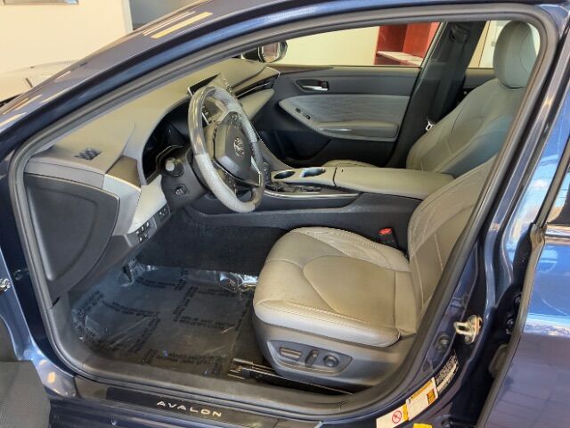 2019 Toyota Avalon Limited Charlotte NC