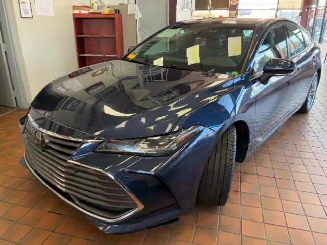 2019 Toyota Avalon Limited Charlotte NC