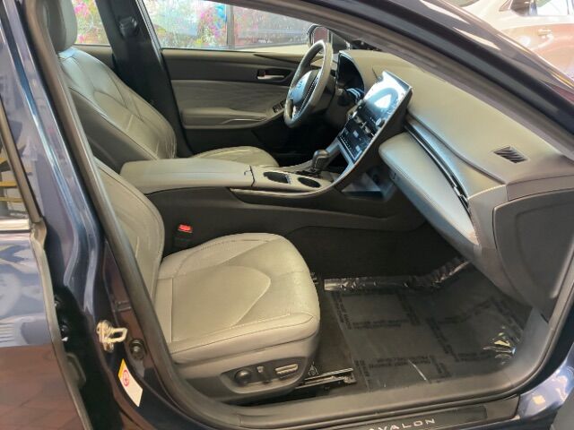 2019 Toyota Avalon Limited Charlotte NC