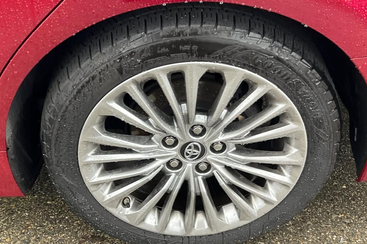 2019 Toyota Avalon Limited Roseville CA