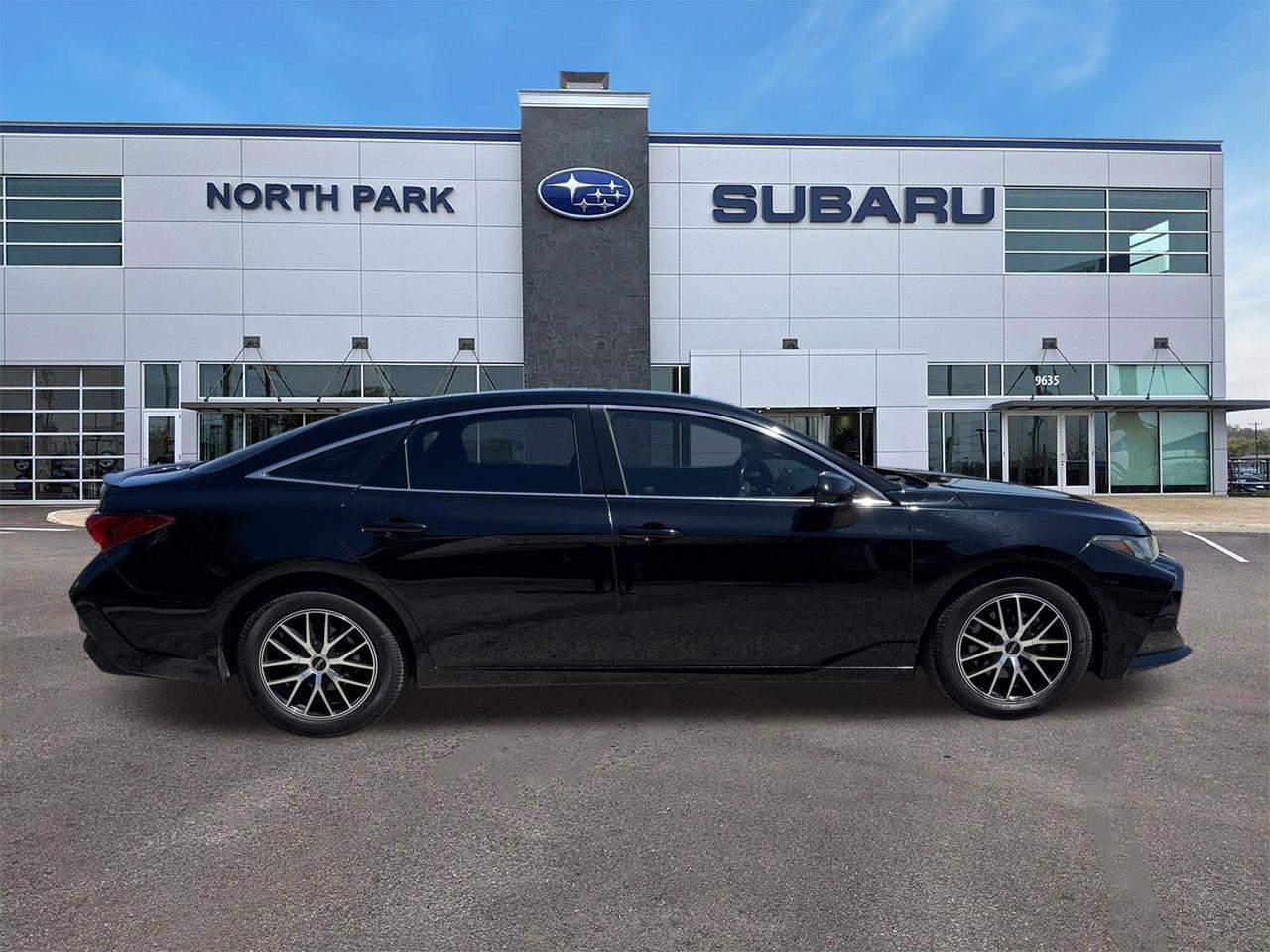 2019 Toyota Avalon Touring