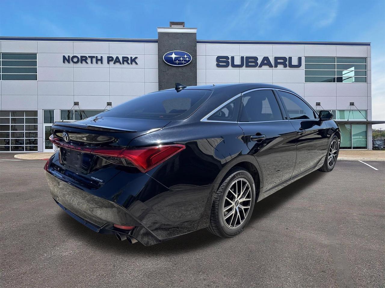2019 Toyota Avalon Touring