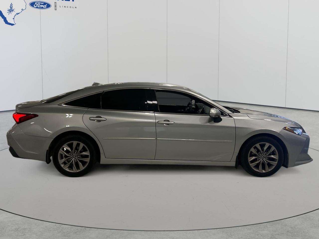2019 Toyota Avalon XL