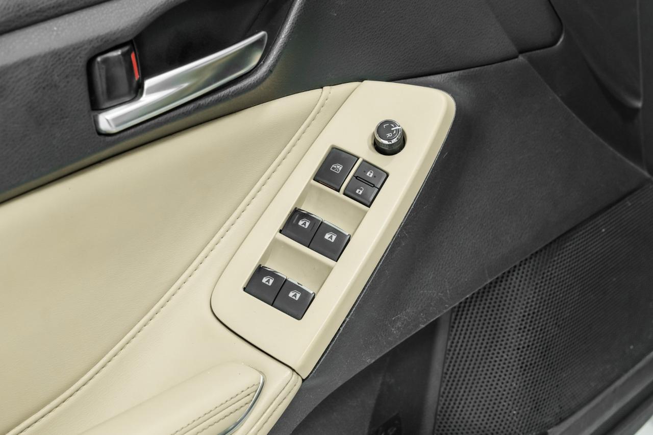 2019 Toyota Avalon XLE BLIND SPOT MONITOR LANE DEPARTURE ALERT PRE COLLISION SYSTEM SUNROOF LEATHER Carrollton TX