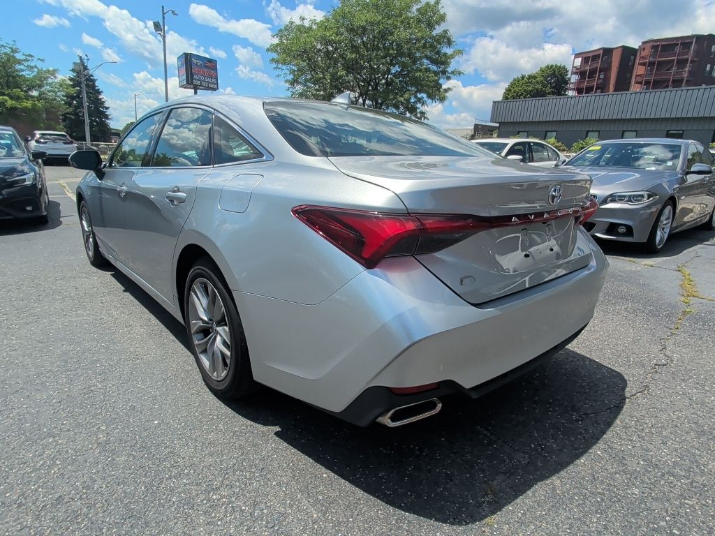 2019 Toyota Avalon XLE Worcester MA