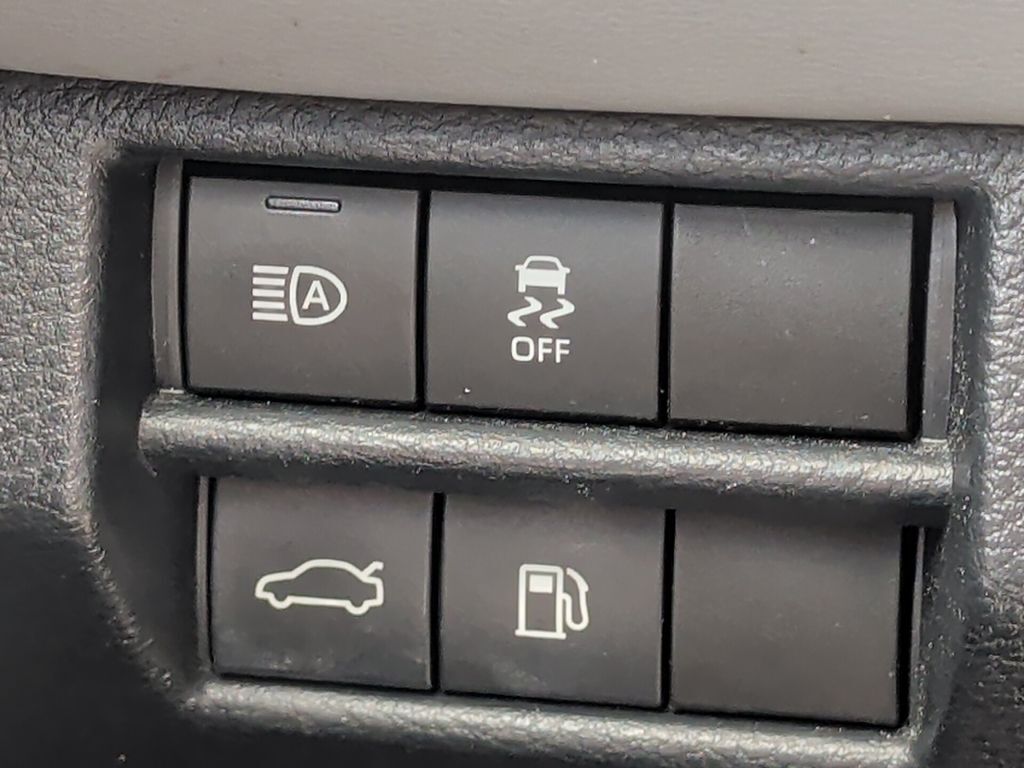 2019 Toyota Avalon XLE Worcester MA