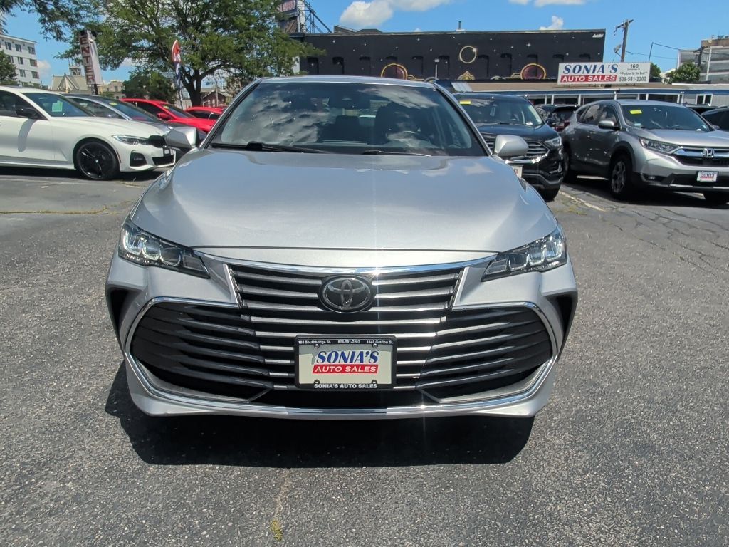 2019 Toyota Avalon XLE