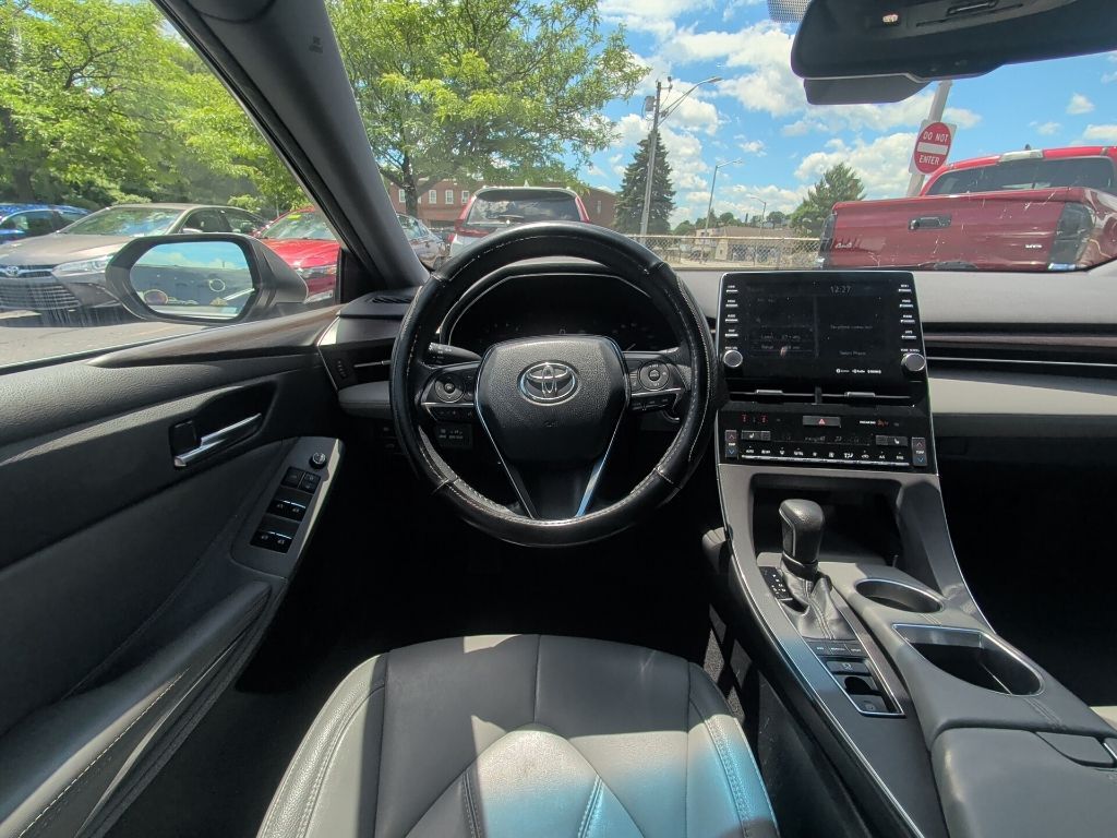 2019 Toyota Avalon XLE Worcester MA