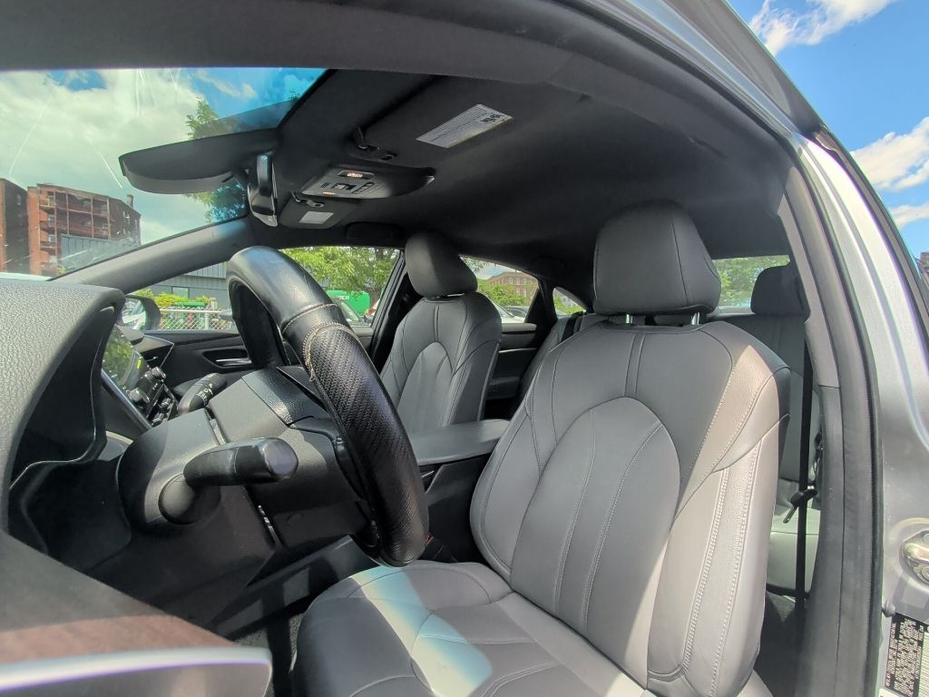2019 Toyota Avalon XLE Worcester MA