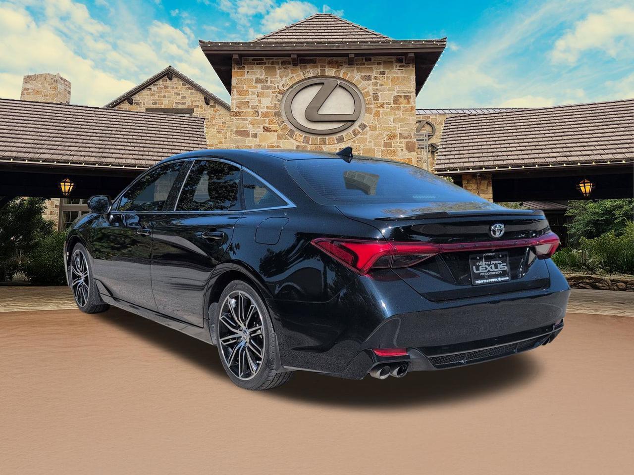 2019 Toyota Avalon XSE