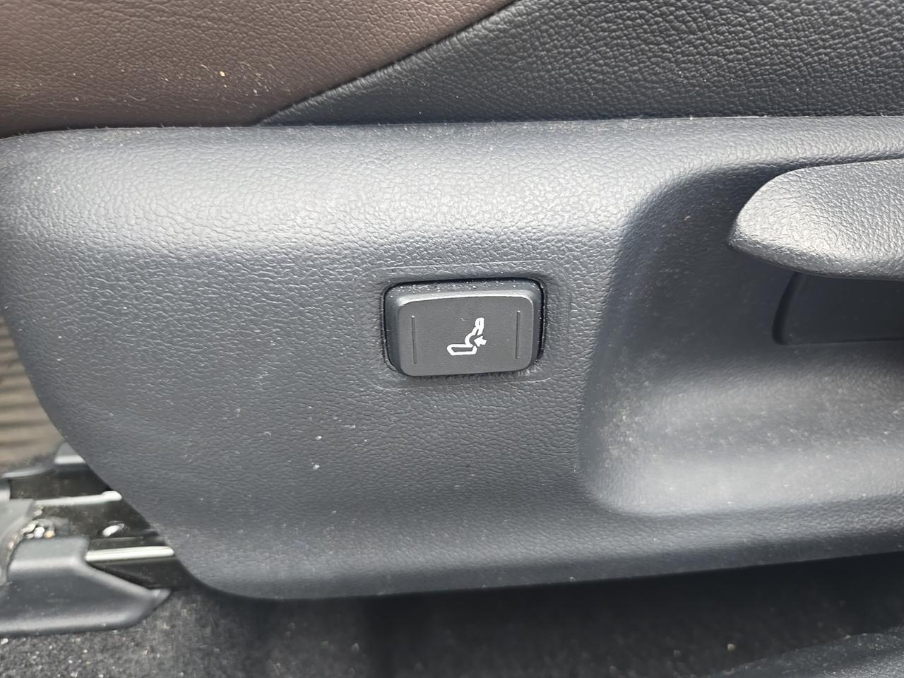 2019 Toyota C-HR Limited Fredericksburg VA