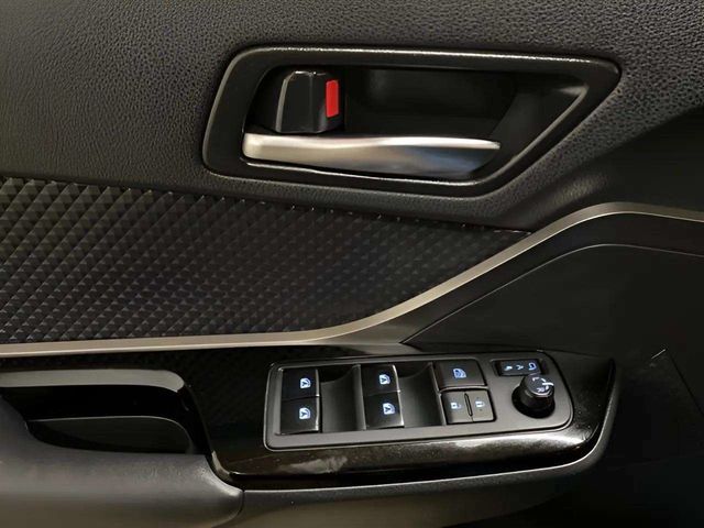 2019 Toyota C-HR XLE Dallas TX