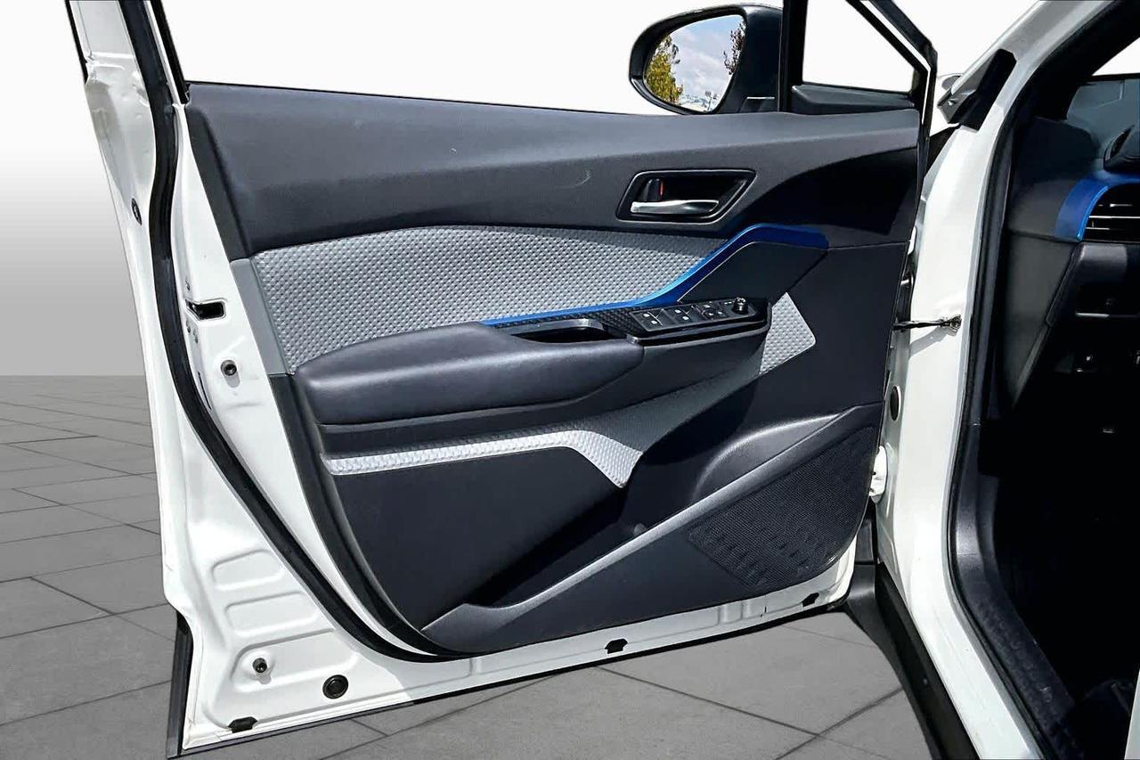 2019 Toyota C-HR XLE Folsom CA