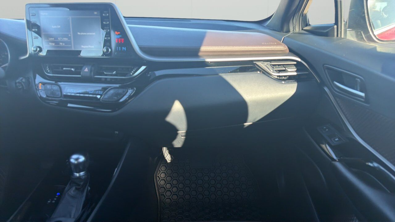 2019 Toyota C-HR XLE PREMIUM FWD Sherwood Park AB