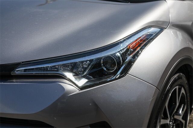 2019 Toyota C-HR XLE Renton WA