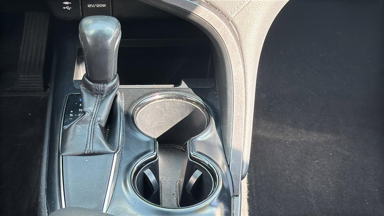 2019 Toyota Camry  Selma TX