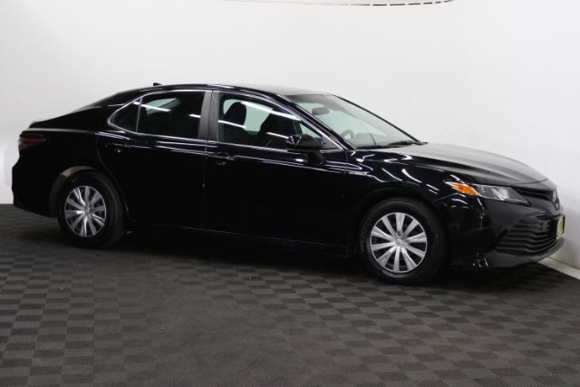 2019 Toyota Camry Hybrid LE