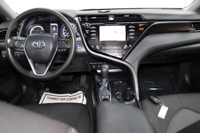 2019 Toyota Camry Hybrid LE