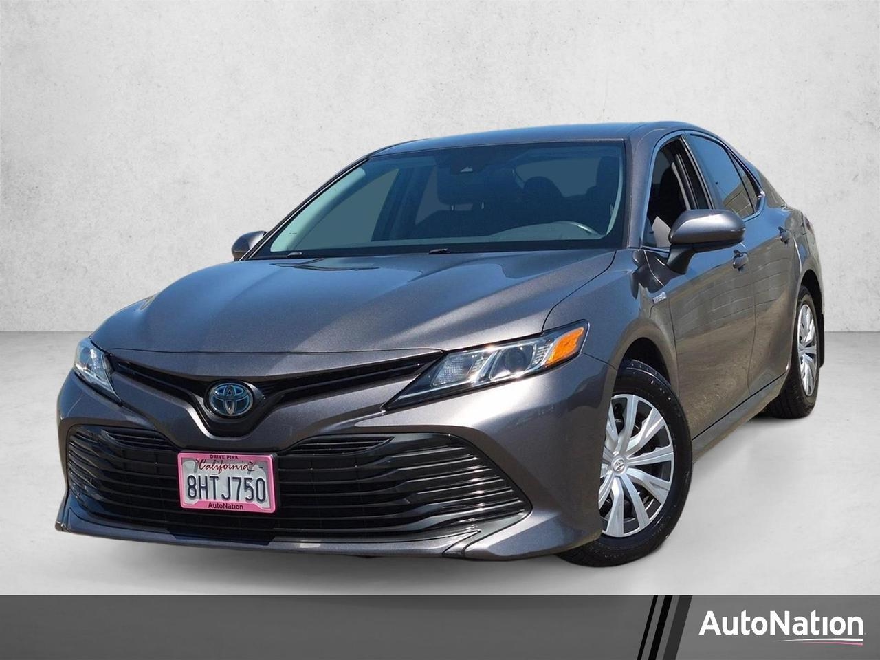 2019 Toyota Camry Hybrid LE