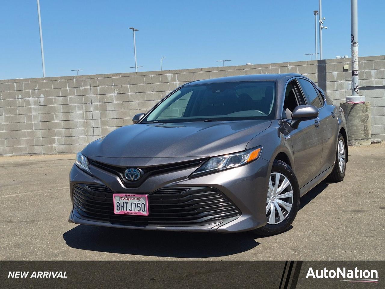2019 Toyota Camry Hybrid LE
