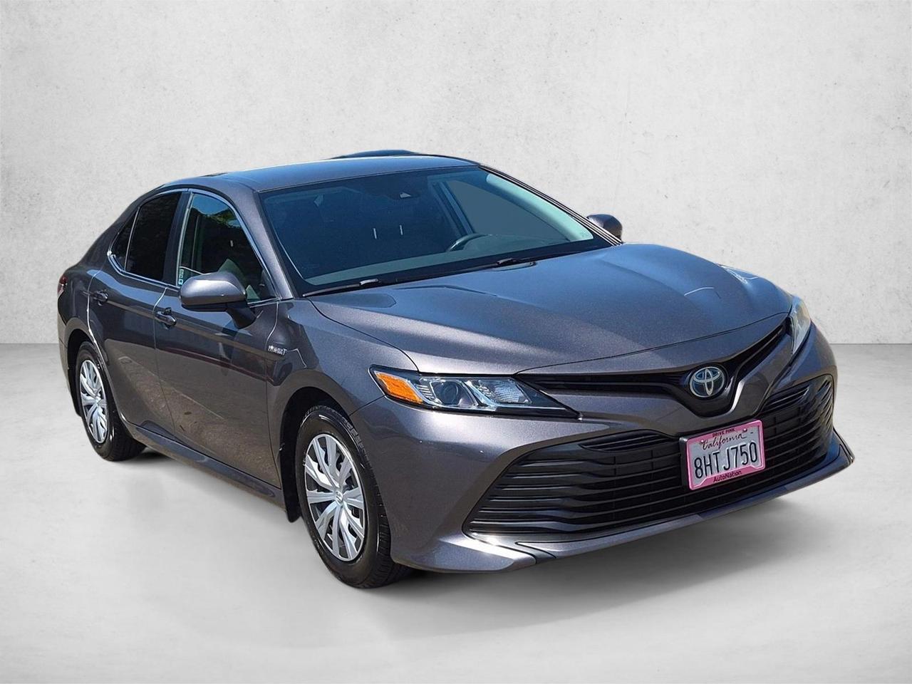 2019 Toyota Camry Hybrid LE