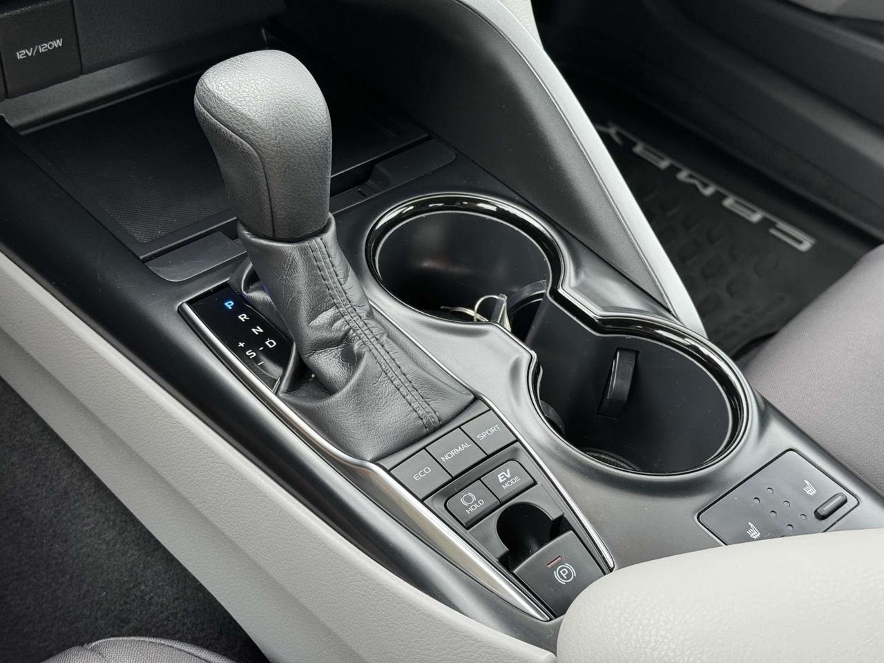 2019 Toyota Camry Hybrid LE Fredericksburg VA