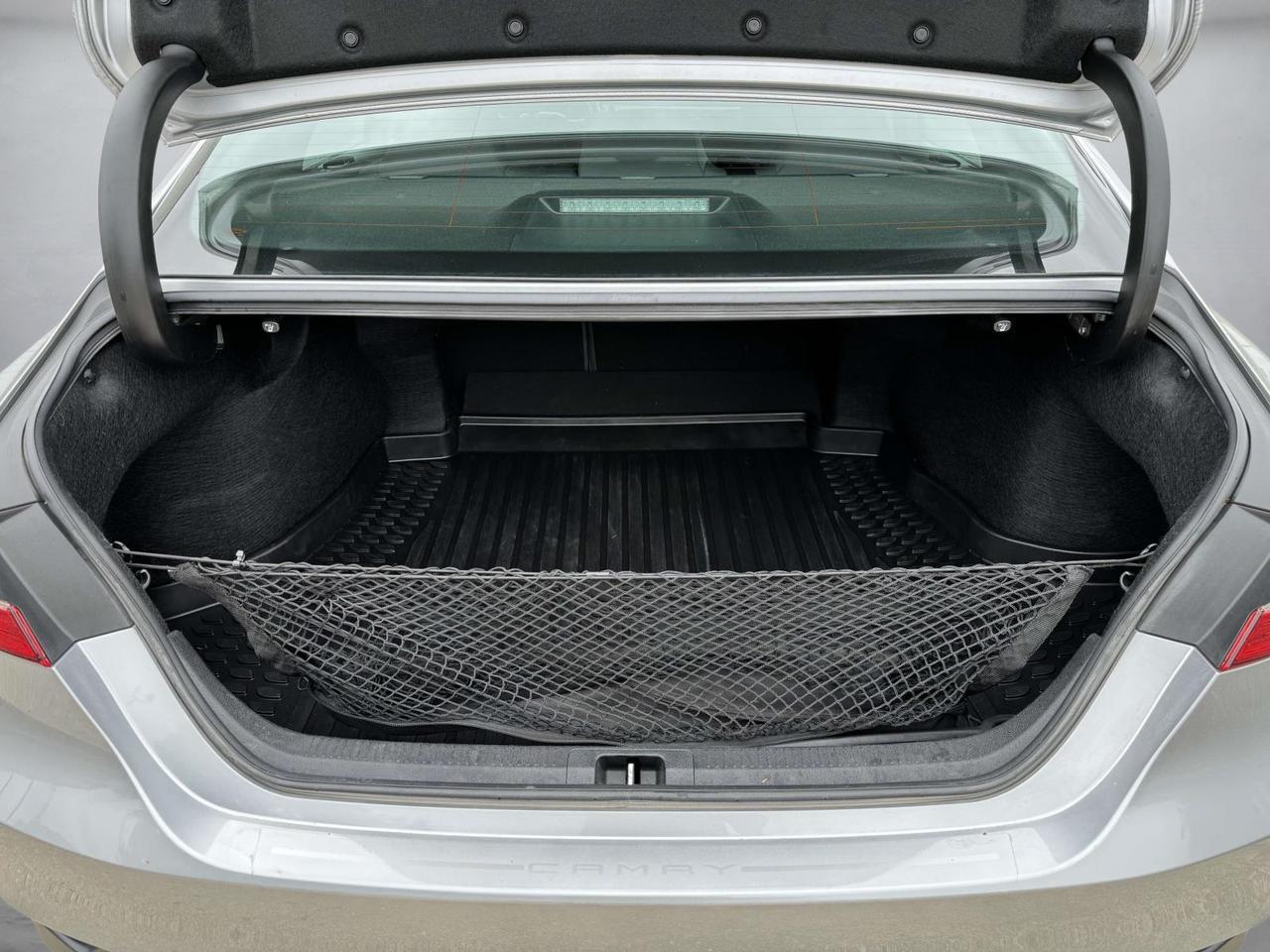 2019 Toyota Camry Hybrid LE Fredericksburg VA