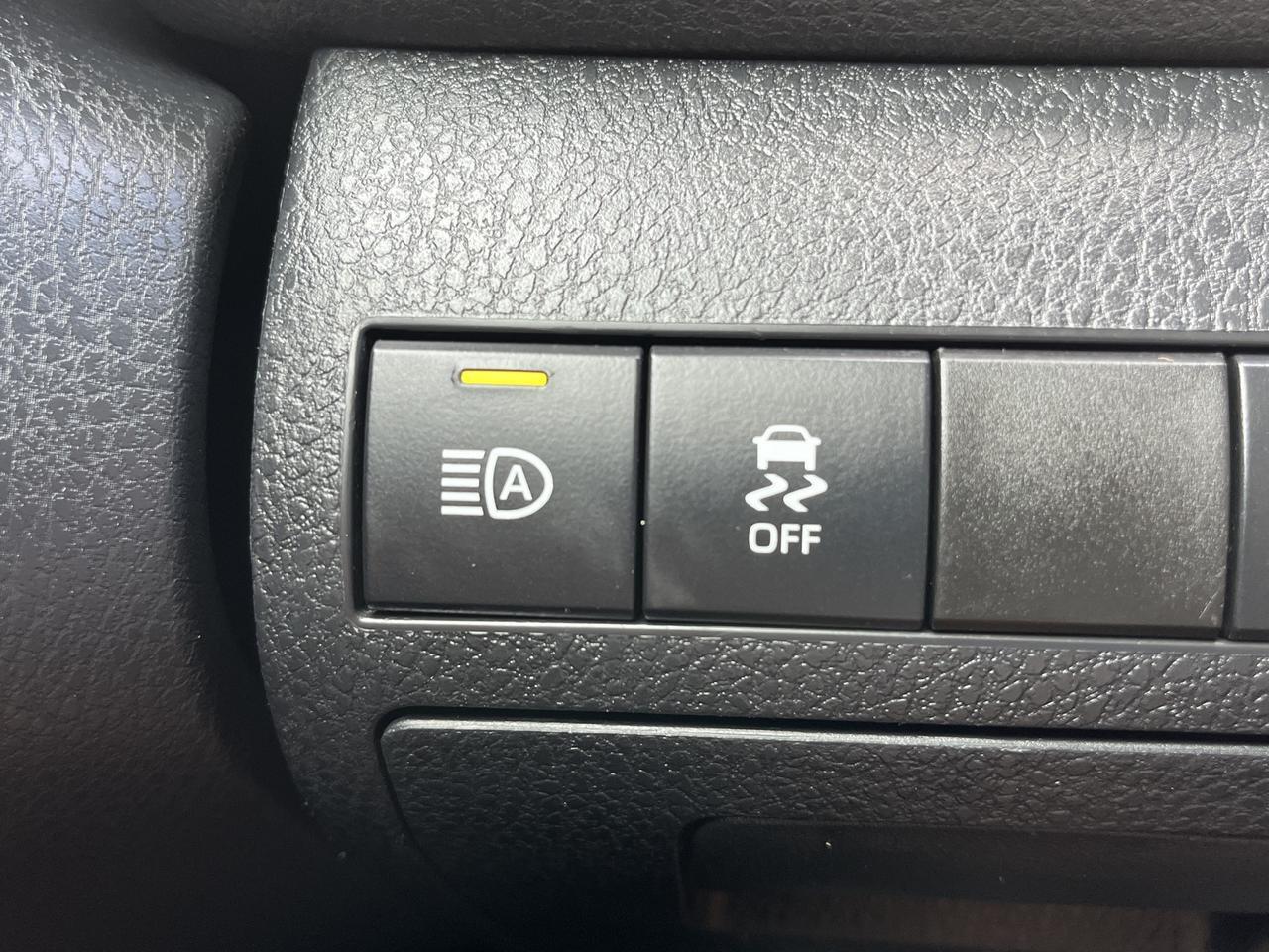 2019 Toyota Camry Hybrid LE Stafford VA