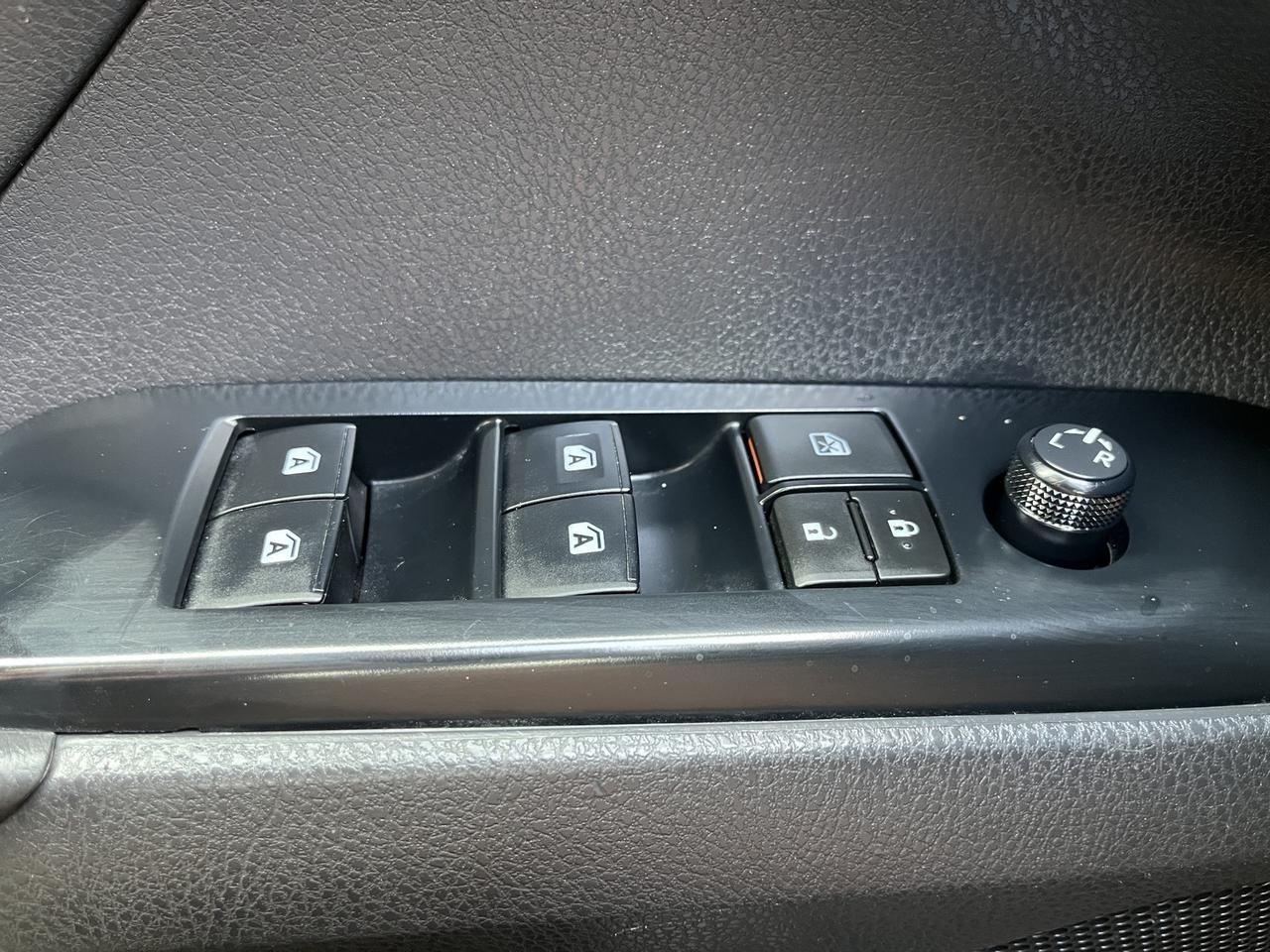 2019 Toyota Camry Hybrid LE Stafford VA