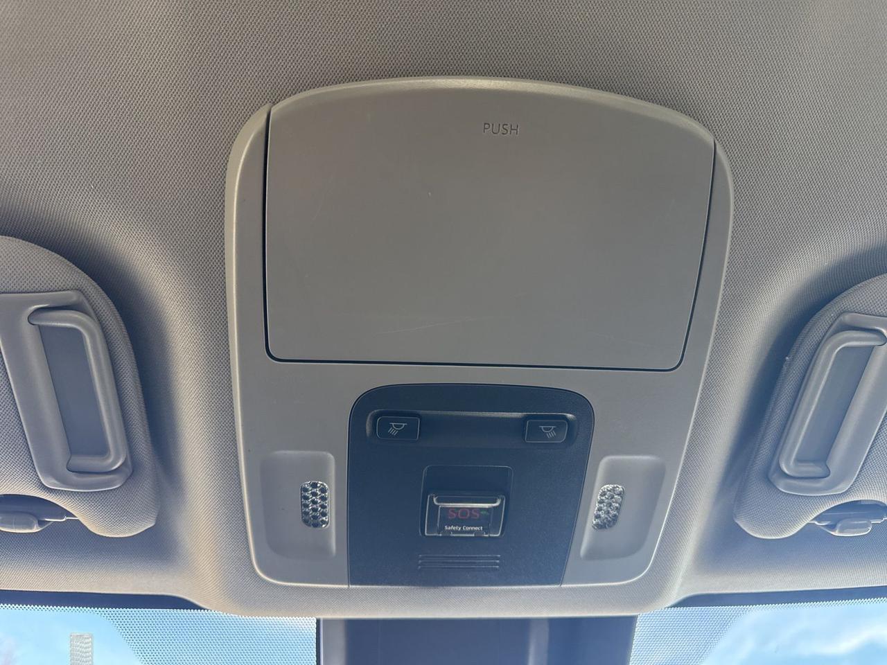 2019 Toyota Camry Hybrid LE Chantilly VA