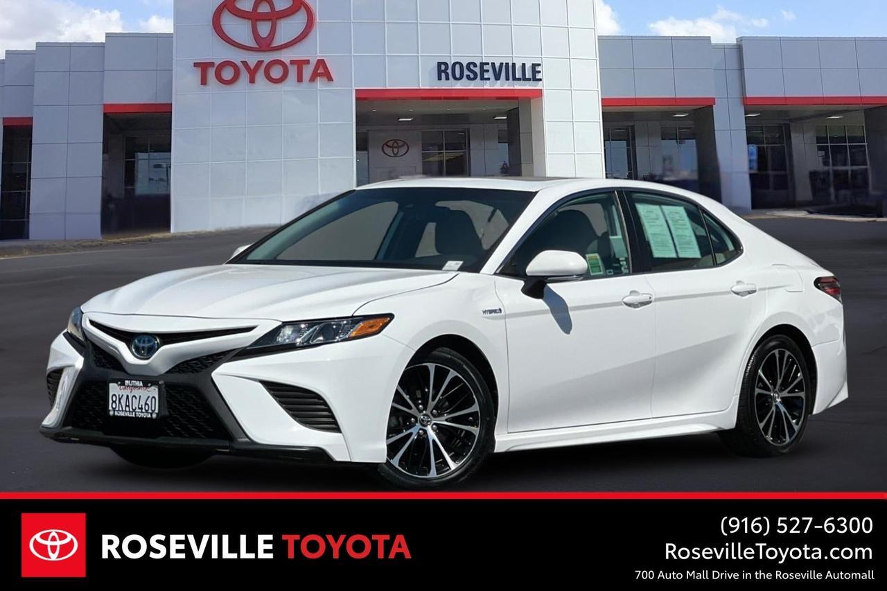 2019 Toyota Camry Hybrid SE