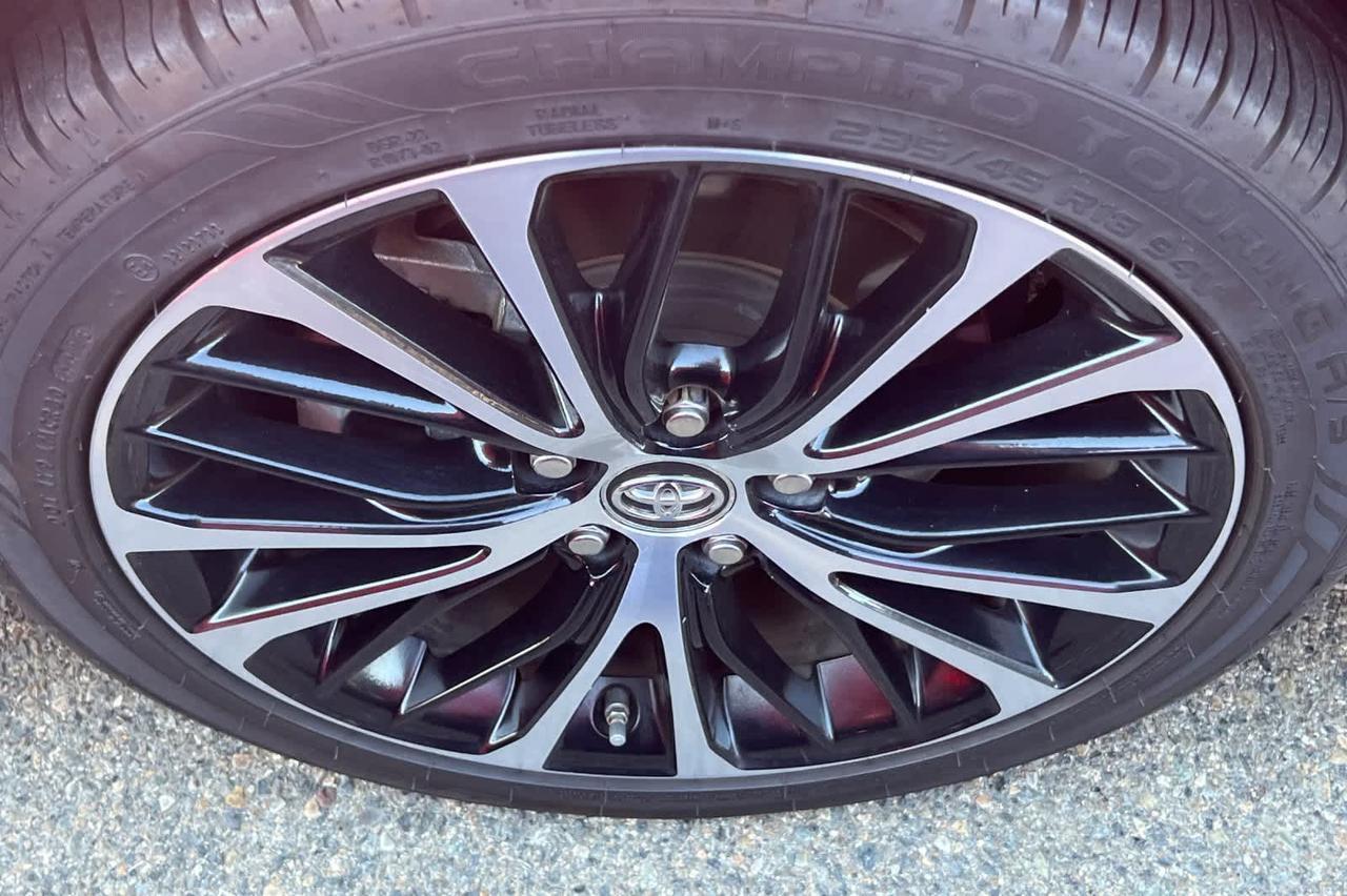 2019 Toyota Camry Hybrid SE Roseville CA