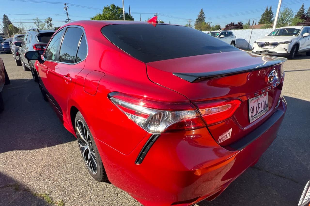 2019 Toyota Camry Hybrid SE Roseville CA