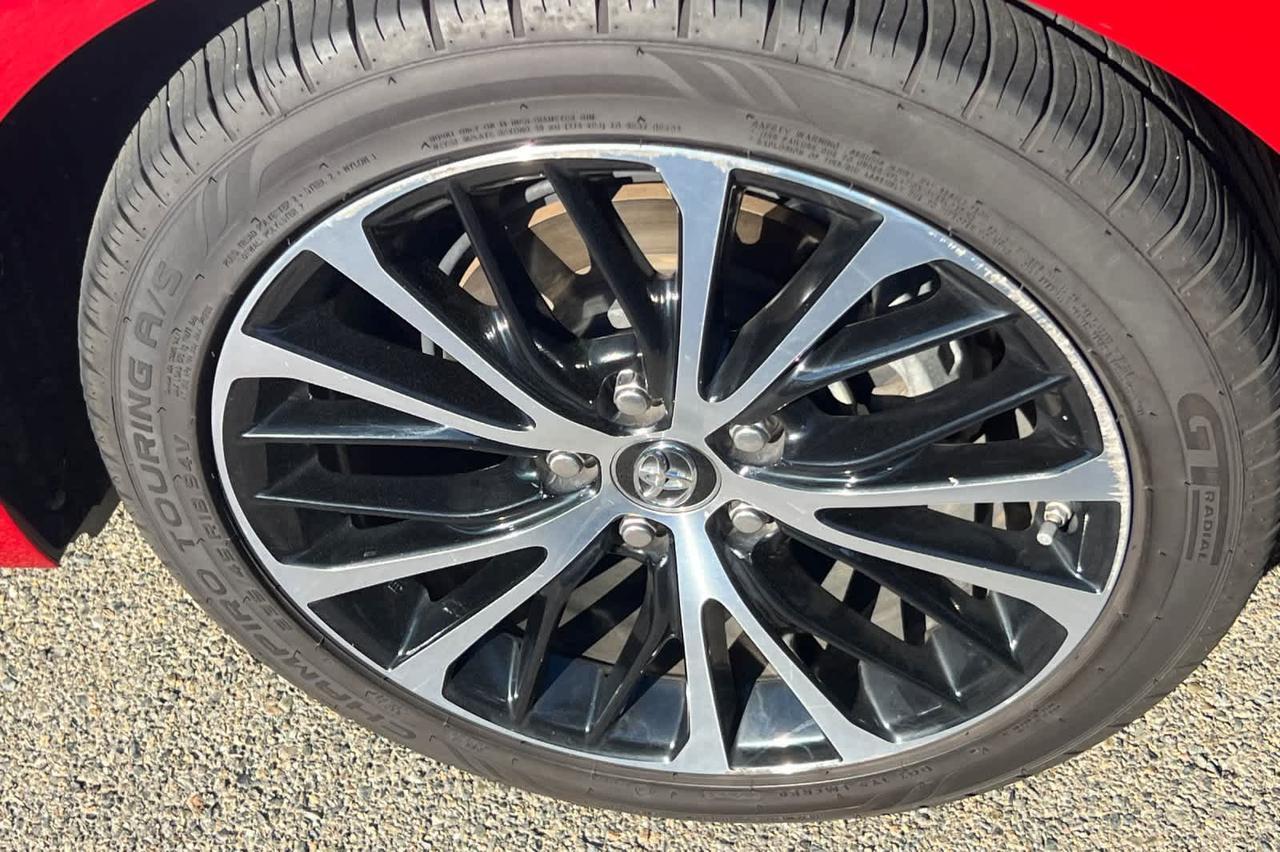 2019 Toyota Camry Hybrid SE Roseville CA