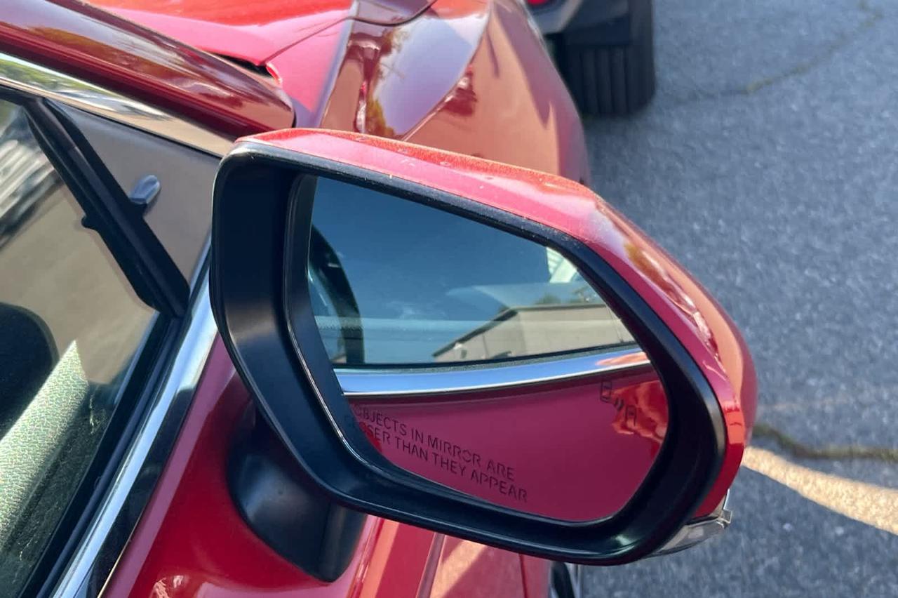 2019 Toyota Camry Hybrid SE Roseville CA