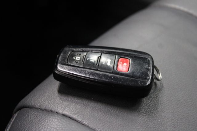 2019 Toyota Camry Hybrid XLE Chantilly VA