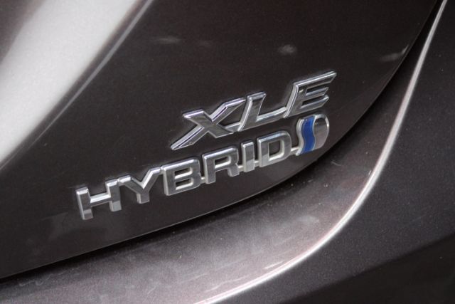 2019 Toyota Camry Hybrid XLE Chantilly VA