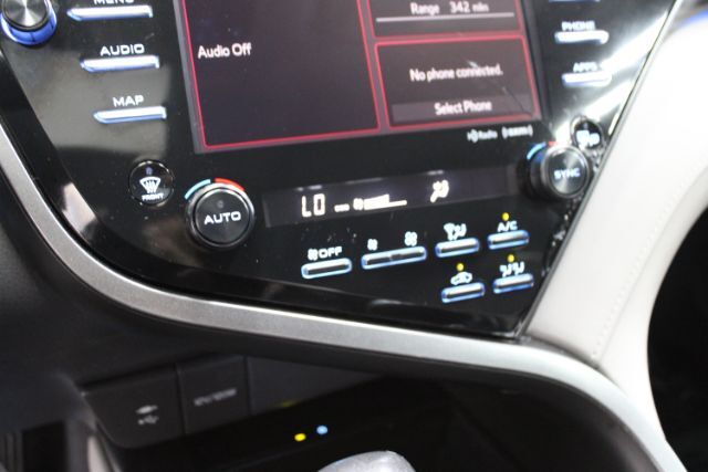 2019 Toyota Camry Hybrid XLE Chantilly VA