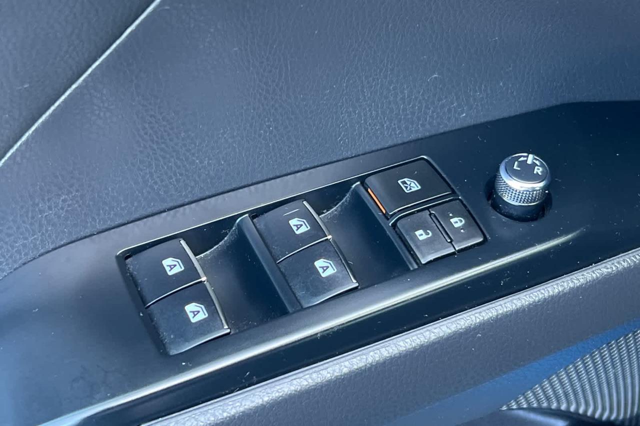 2019 Toyota Camry Hybrid XLE Roseville CA