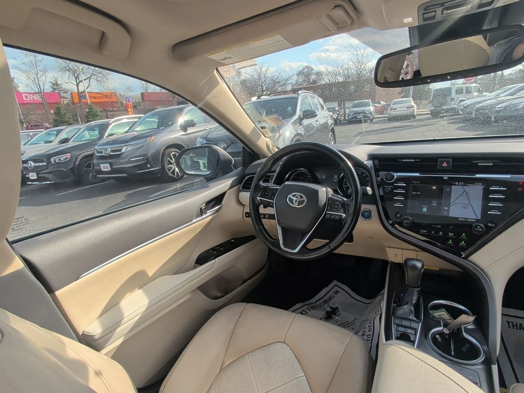 2019 Toyota Camry Hybrid XLE Worcester MA