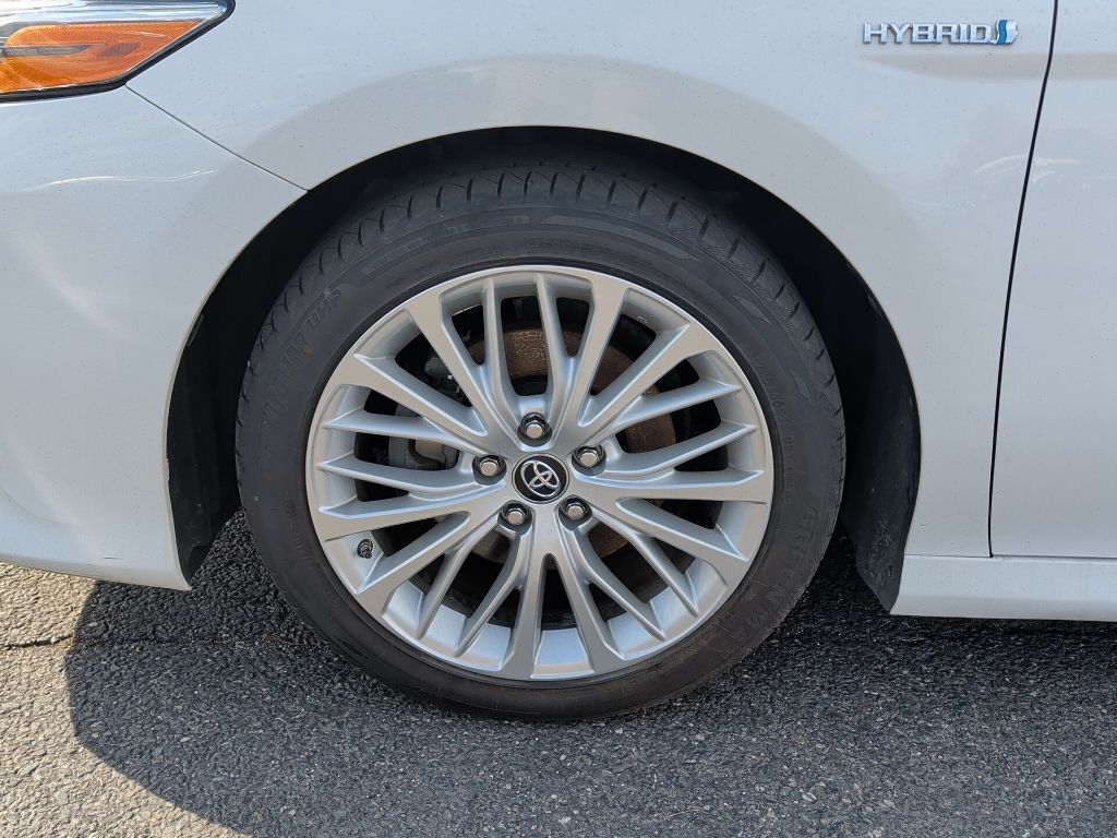 2019 Toyota Camry Hybrid XLE Worcester MA