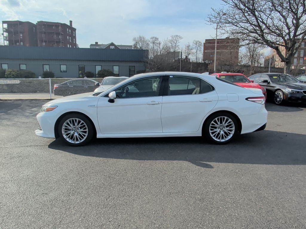 2019 Toyota Camry Hybrid XLE Worcester MA