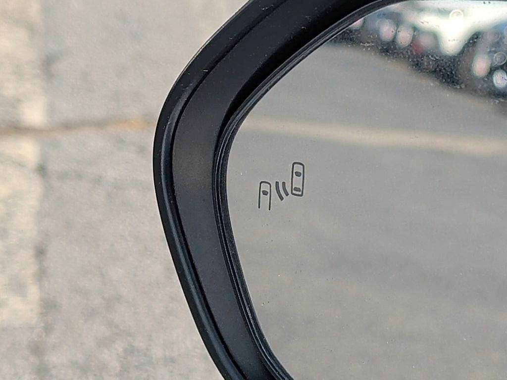 2019 Toyota Camry Hybrid XLE Worcester MA