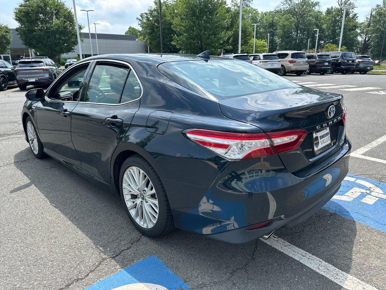 2019 Toyota Camry Hybrid XLE Chantilly VA