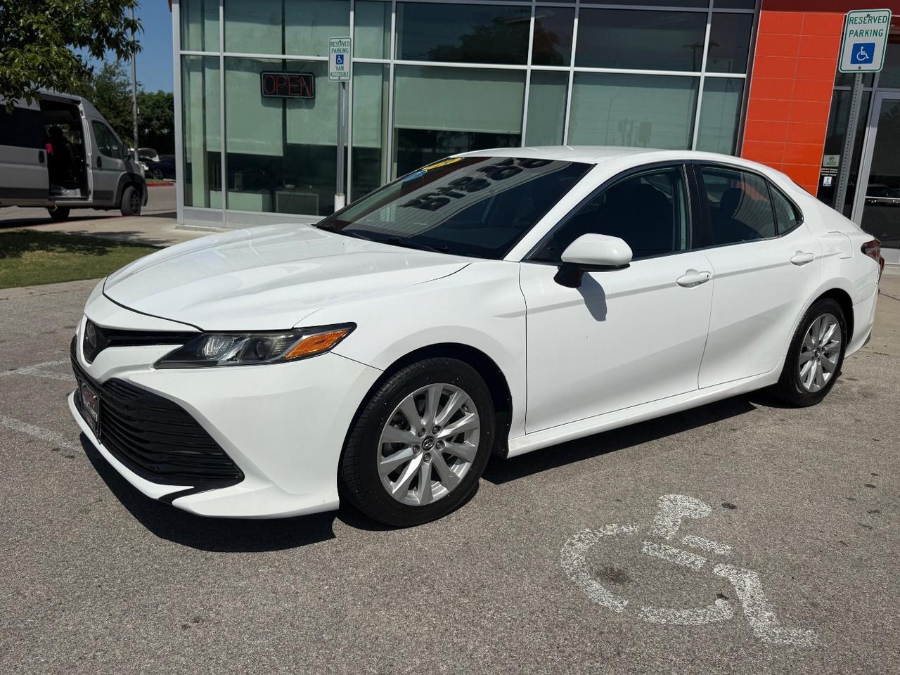 2019 Toyota Camry LE